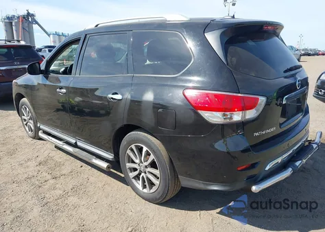 2014 Nissan Pathfinder Sv z USA, uszkodzony, nr VIN 5N1AR2MM2EC667527